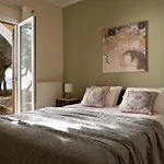 Villa Anatoli - Tranquil Escape With Scenic Views, By Zantewize